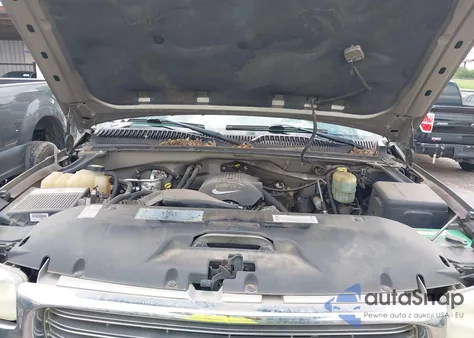 2001 GMC Sierra 2500Hd Sle из США, поврежденный, VIN 1GTHC29U31Z325105